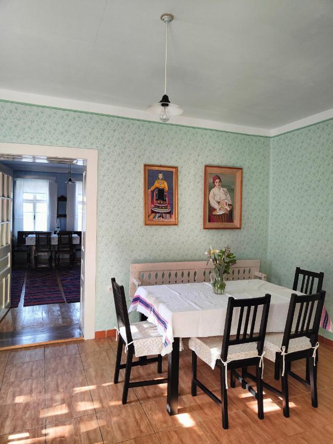 Ethno&Coffee House Tulip Bed & Breakfast Glozan Exterior photo